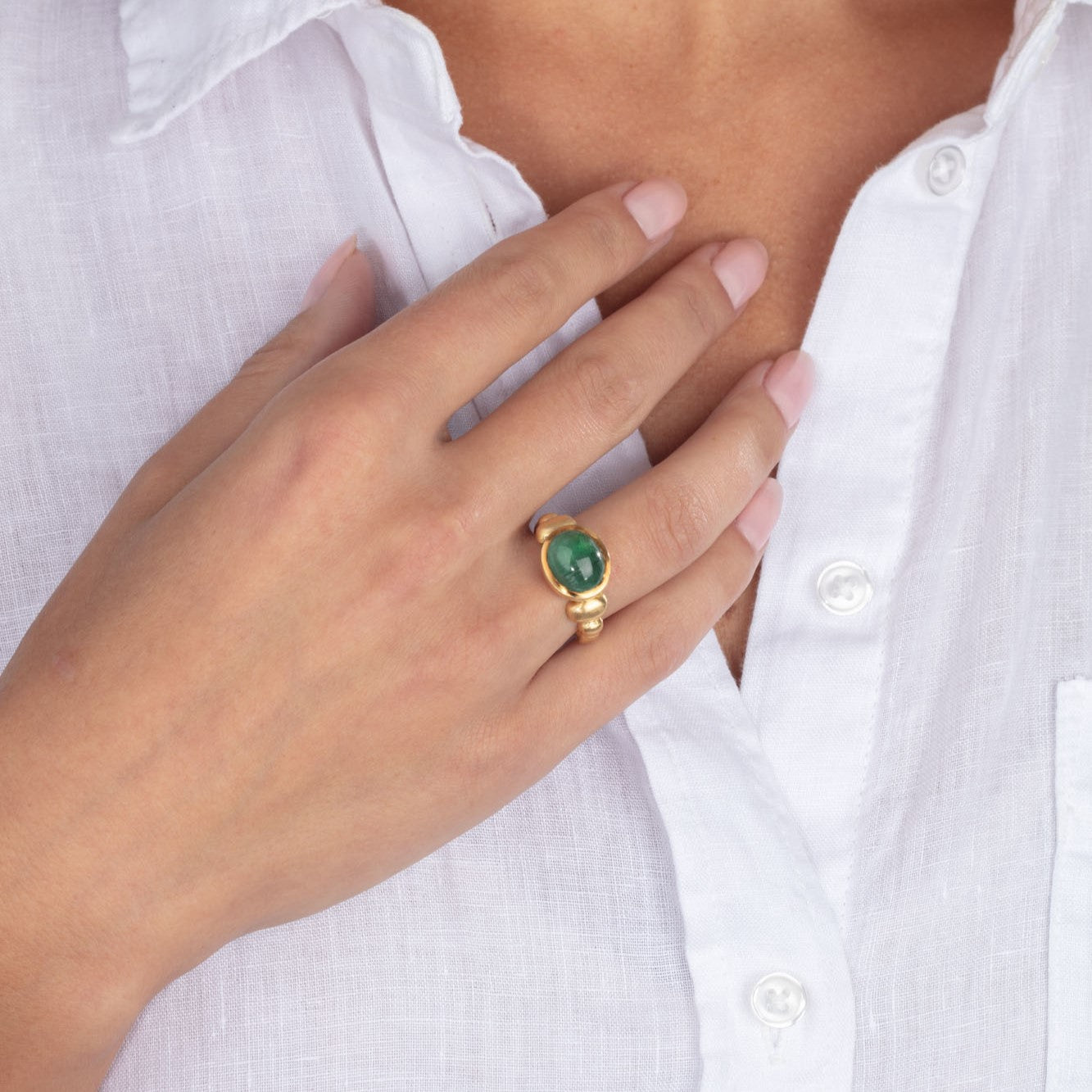 Green Sapphire Roman Ring