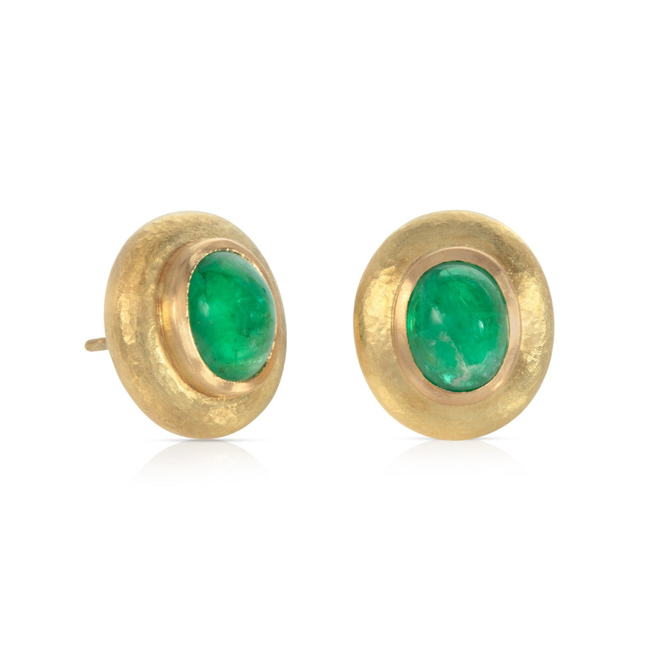 Oval Emerald Stud Earrings in Beaten Gold