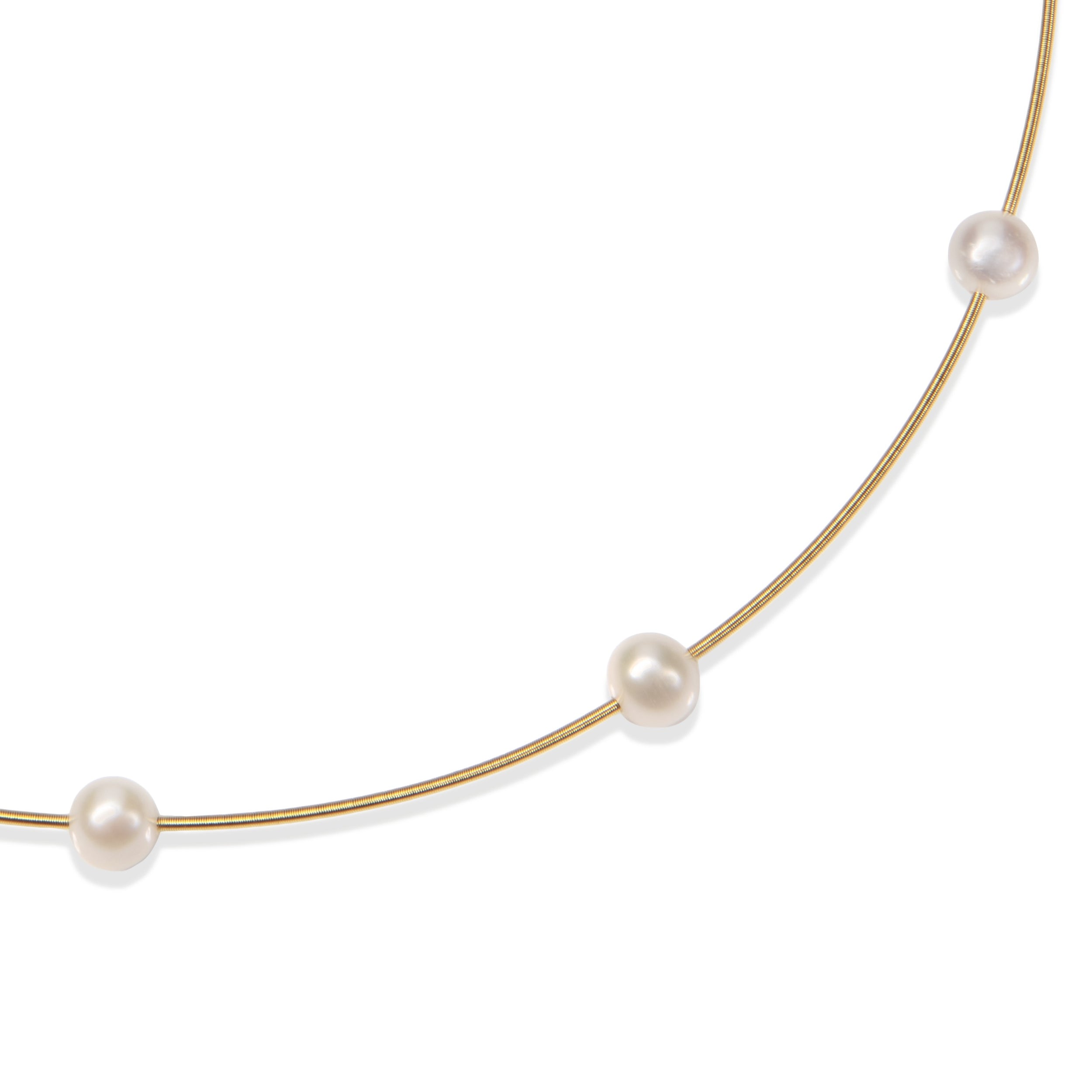 Nine Pearl Collar