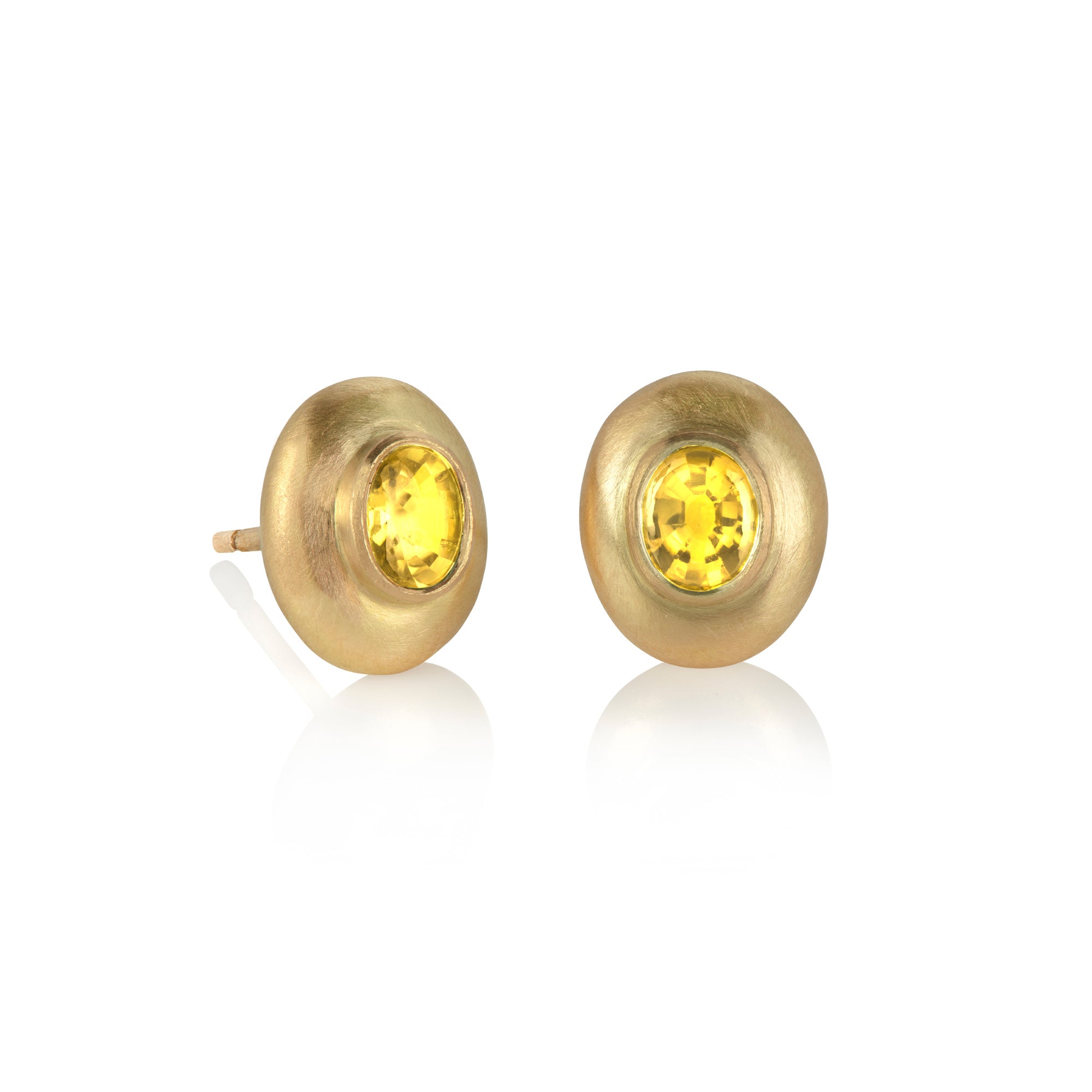 Pebble Studs with Yellow Sapphire