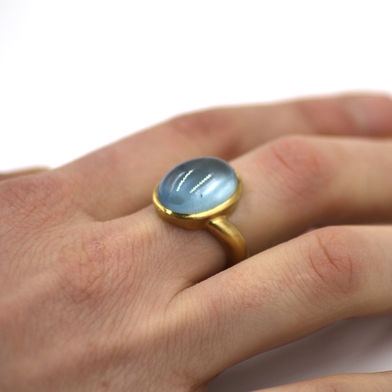 Aquamarine Wavy Shank Ring