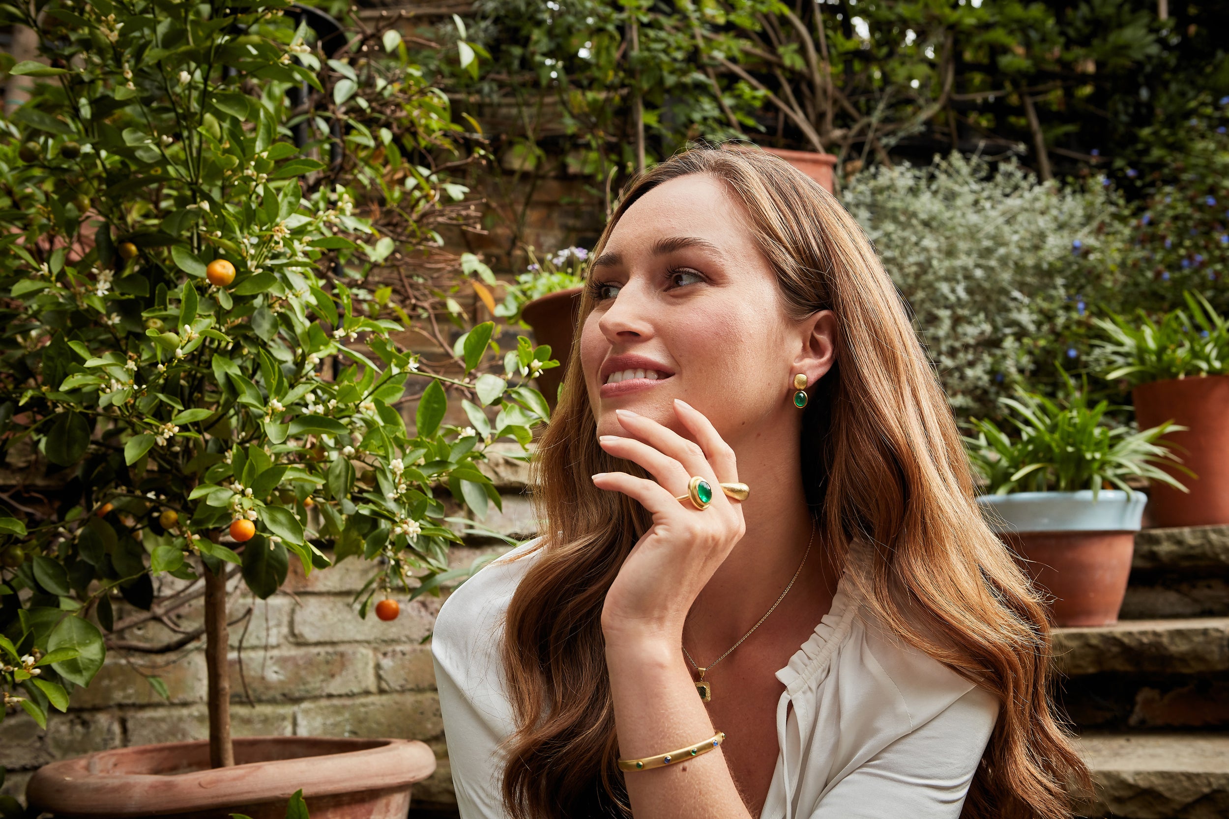 Large Emerald Cabochon Ring set in 18ct Yellow gold
