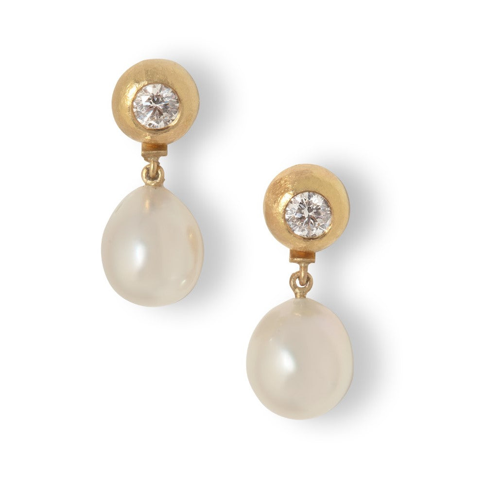 Mabe Pearl  Diamond Stud Earrings in 9ct Yellow Gold