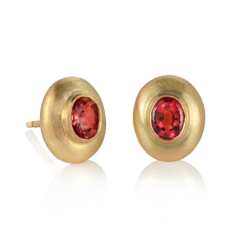 Yellow Gold Pebble Studs with Pink Sapphire